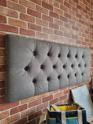 Cabeceira de Cama Estofada Cinza