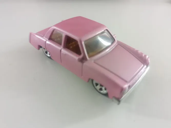Hot Wheels Simpsons family car 