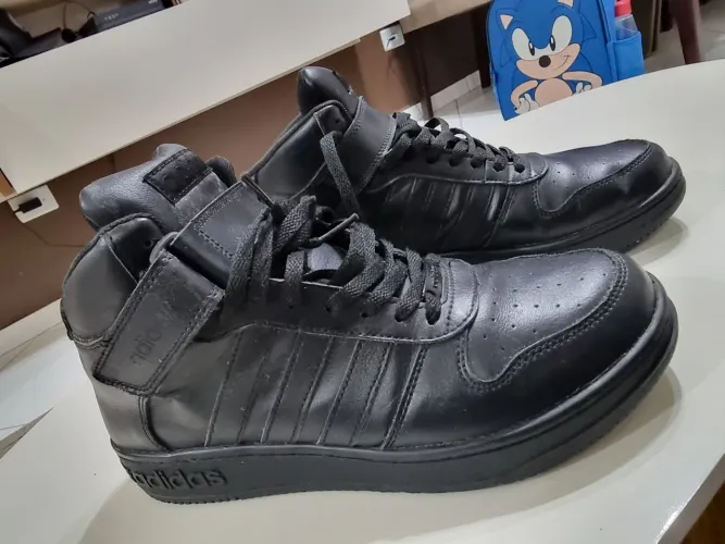 Tênis Adidas Couro zerado