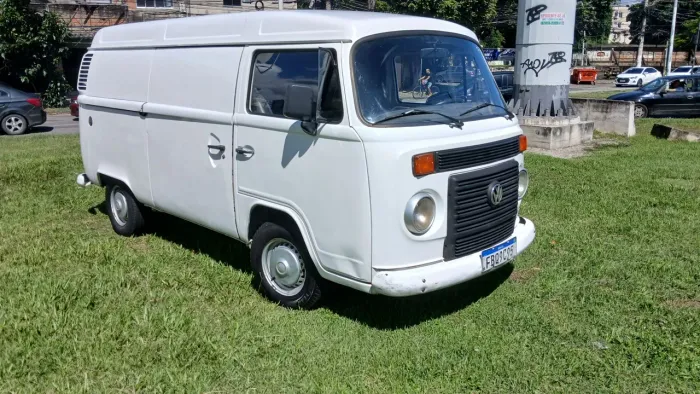 Volkswagen Kombi Furgão 1.4 MI Total Flex 8V 2012