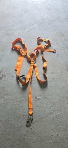 Vendo cinto de segurança