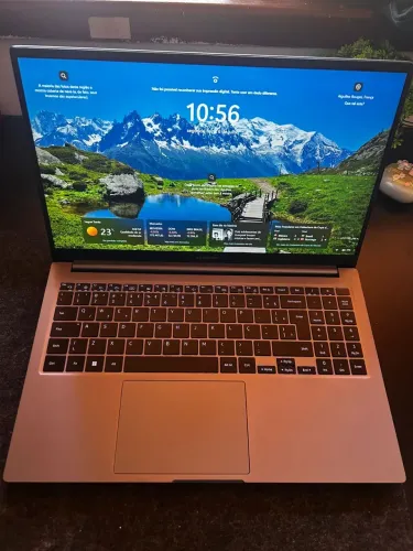 Samsung Galaxy Book4