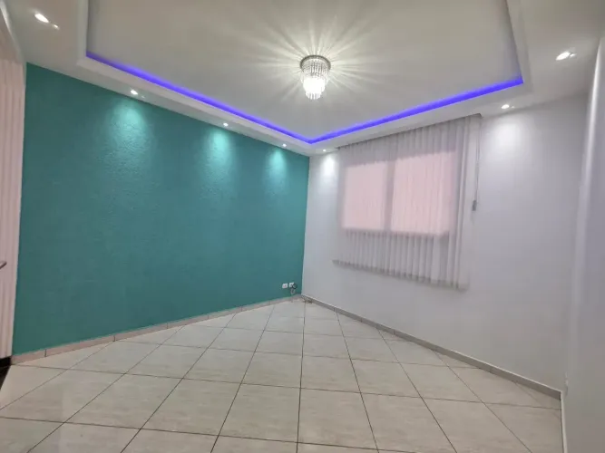 Ótima casa térrea com 2 quartos/suíte/rancho/2 vagas coberta no Bairro Novo Horizonte!!!