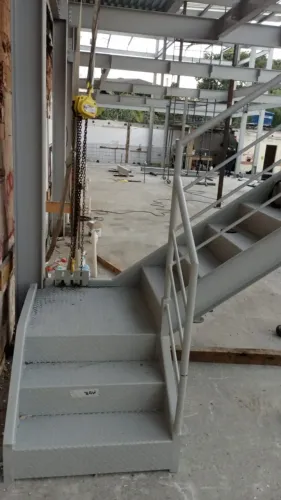 Serralheria em geral (inox ,gavanizado)