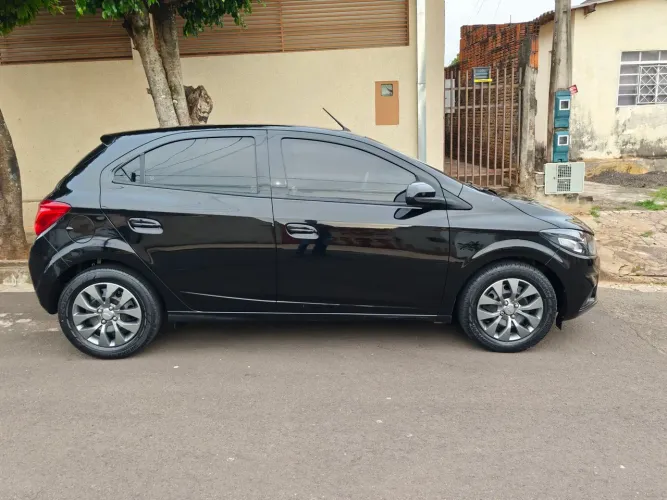 Chevrolet Joy Hatch 1.0 8V Black Edition Flex MEC 2021