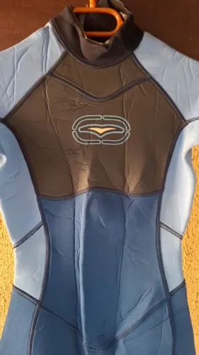 Roupa de mergulho tamanho P