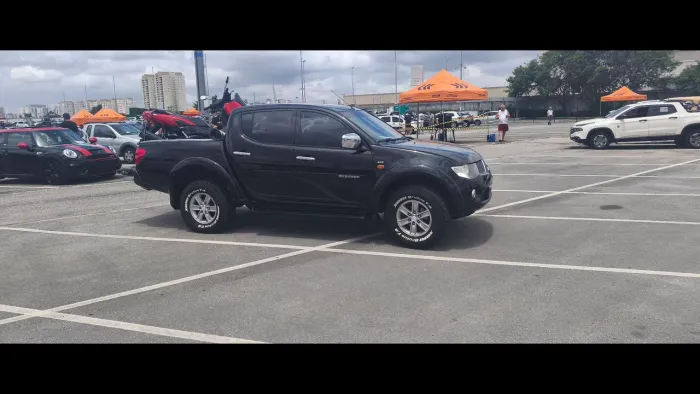 Mitsubishi L200 Triton HPE 3.2 CD TB Int.diesel AUT 2010