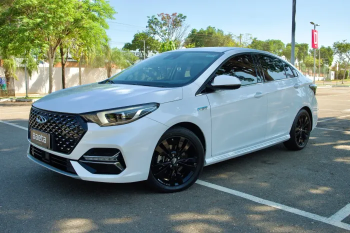 Chery Arrizo 6 PRO 1.5 Turbo (híbrido) 2025