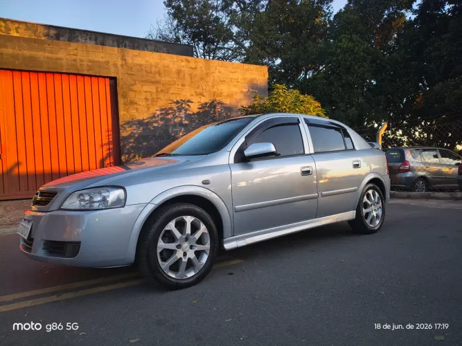 Chevrolet Astra Advantage 2.0 MPFI 8V Flexpower 5P 2011