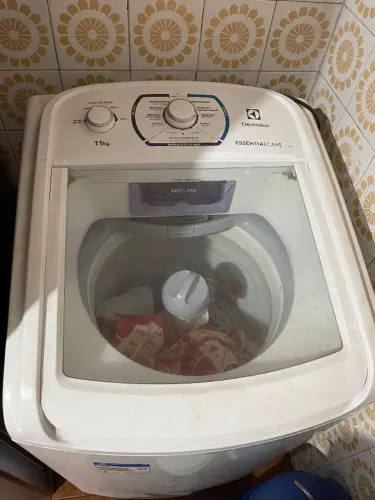 Máquina Electrolux 11kg essentialCare