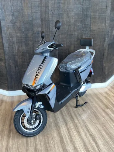 AUTOPROPELIDO DOT 1000 WATTS - SEM CNH E SEM EMPLACAMENTO - Scooter - Moto Elétrica