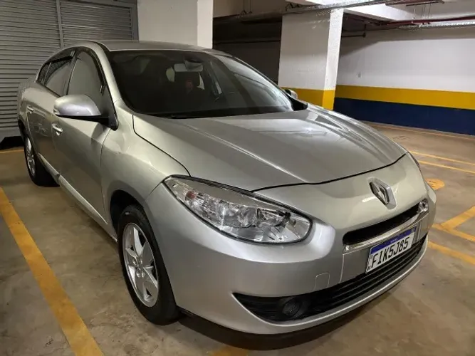 Renault Fluence Sed. Dynamique 2.0 16V Flex Aut. 2013