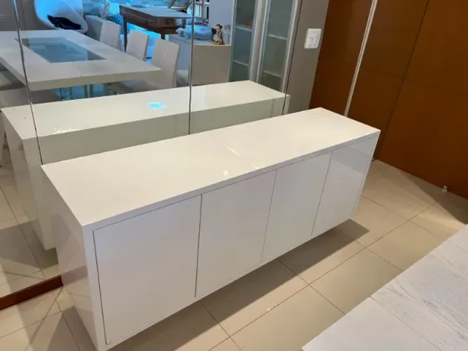 Móvel de Sala em Laca Branca