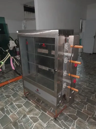 Máquina de assar frango rotativa à gás assadeira forno Progás PR 621
