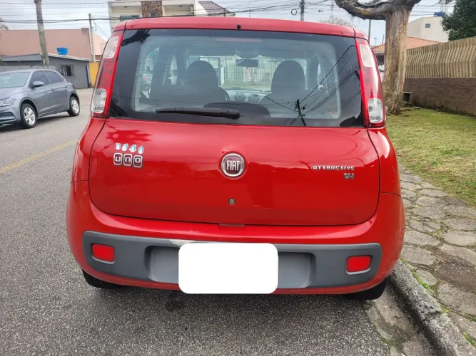 Fiat Uno Attractive 1.4 EVO Fire Flex 8V 4P 2011
