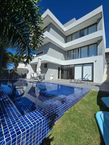 Imóvel para venda tem 300 metros quadrados com 5 quartos em Alphaville (Abrantes) - Camaça