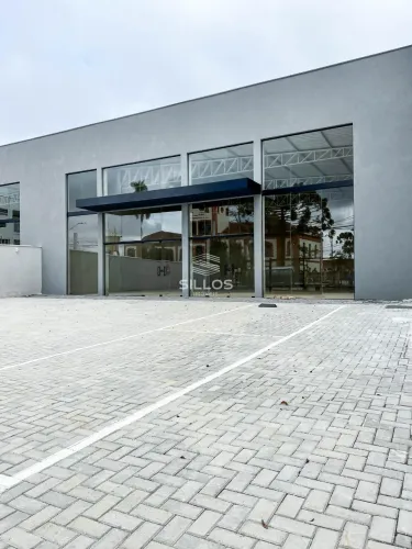 Lojas Comerciais para Locação com 517 m² no Centro de Curitiba