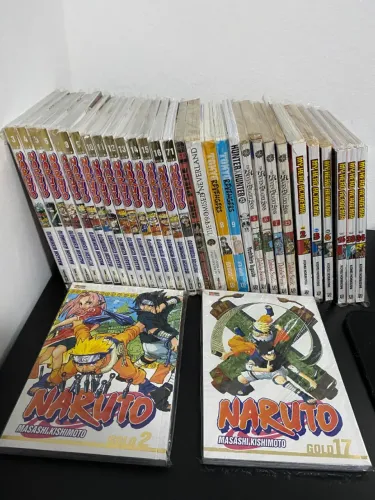 Mangás à venda (Naruto Gold, My Hero Academia, Seven Deadly Sins e outros)