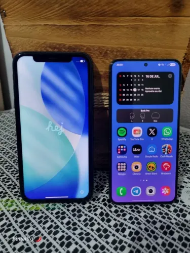 V/T S22 + iPhone 11