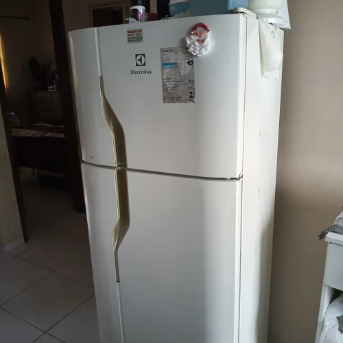 Geladeira Electrolux toda ok