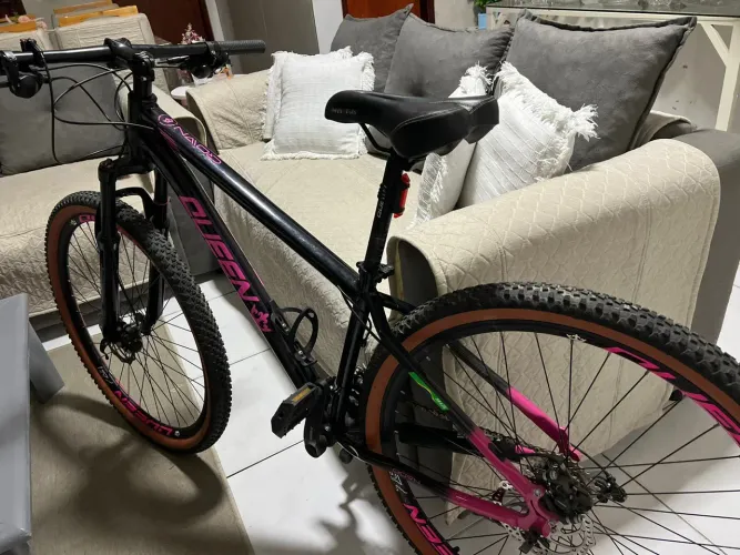 BIKE QUEEN TITAN 2.0 ARO 29- SHIMANO - QUADRO 15-MPECAVEL