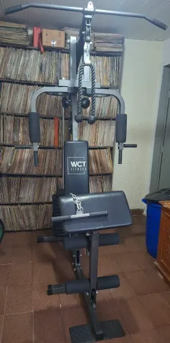 Aparelho de musculação "novo".
