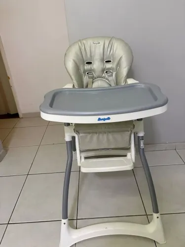 Cadeira de Refeição Burigotto ( cadeirinha )