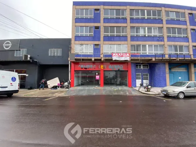 Sala comercial de 375 m² em avenida principal de Tramandaí, próximo a todo o comércio loca