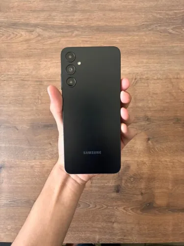 Samsung Galaxy A05s - usado, em excelente estado