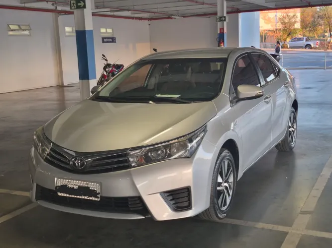 Toyota Corolla GLI 1.8 Flex 16V Aut. 2016