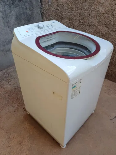 Excelentíssima Maquina de Lavar BRASTEMP 15 kg