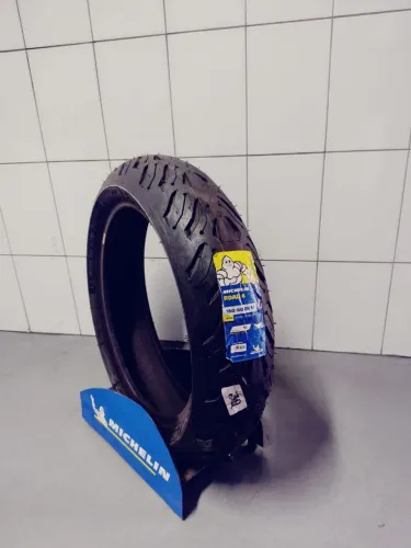 Pneu 160/60 ZR 17 Michelin Road 6 novo