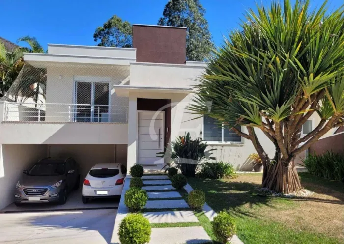 Casa com 3 quartos à venda, 280 m² por R$ 1.915.000 - Granja Viana - São Paulo II - Cotia/