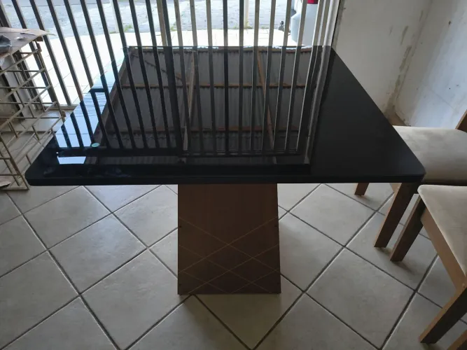 Mesa NOVA (Entrego com taxa)