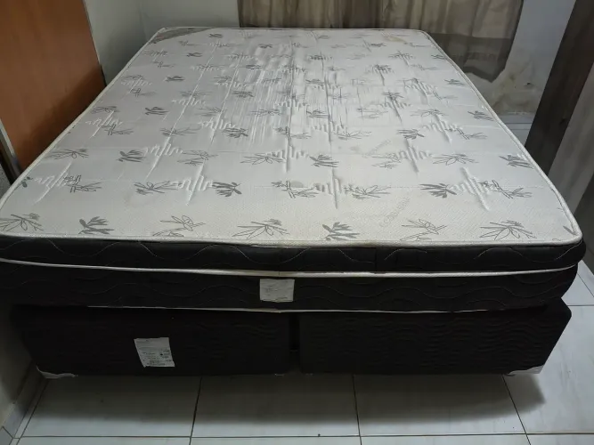 CAMA CASAL SEMINOVA