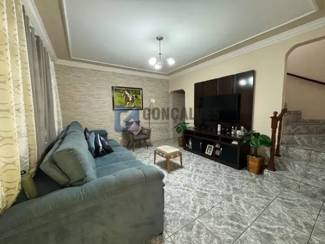 Sobrado residencial à venda no Jardim Campestre, São Bernardo do Campo 195,98 m²