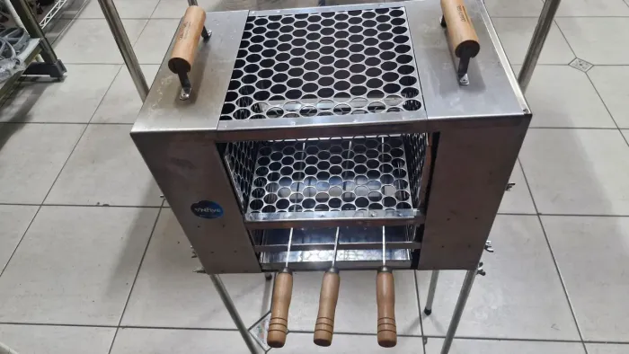 Churrasqueira a carvão sem fumaça 
