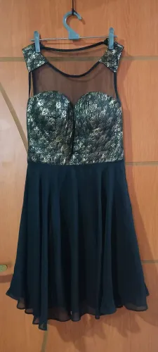 Vestido de festa tamanho M com bojo
