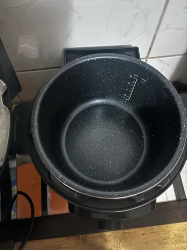 Panela de pressão elétrica