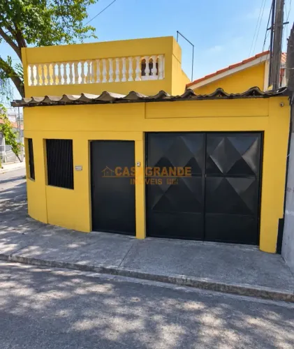 Casa Sobrado á venda no Residencial Trinta e Um de Março em São José dos Campos - Sp