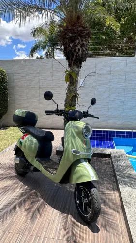 Scooter elétrica 