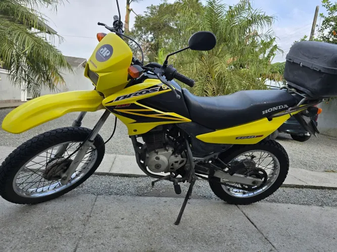 Honda NXR Bros ES 2008 - pronta para rodar
