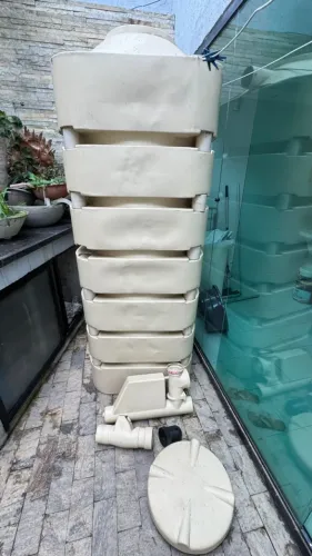 Cisterna Vertical Tecnotri 1050 litros - COM FILTROS