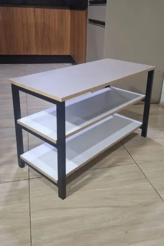 Sapateira Moderna de MDF e Metalon - Nova | R$ 150,00 <br>