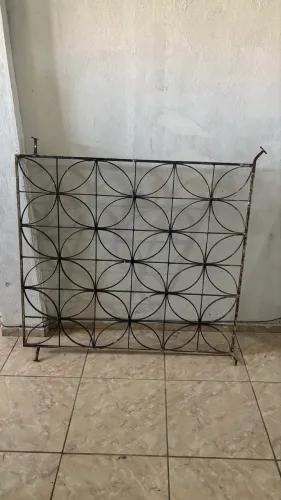 Grade de ferro para janela
