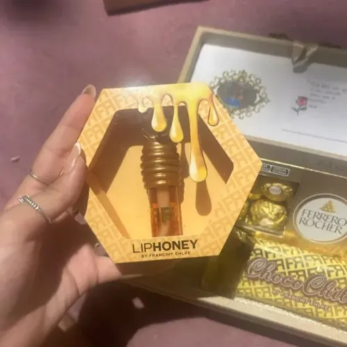 Glosses originais Fran com caixa de Ferrero Rocher na Caixa Presenteável