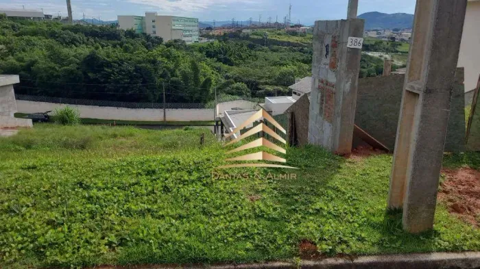 Terreno à venda, 357 m² por R$ 300.000,00 - Condomínio Villa Real de Bragança - Bragança P