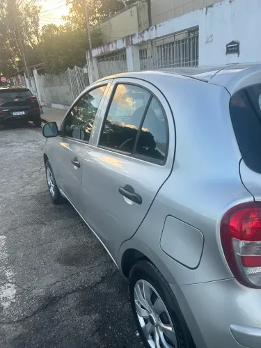 Nissan March 1.0 16V Flex Fuel 5P 2013