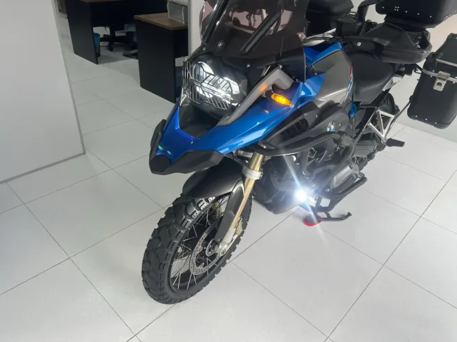 Moto gs 1200 rally