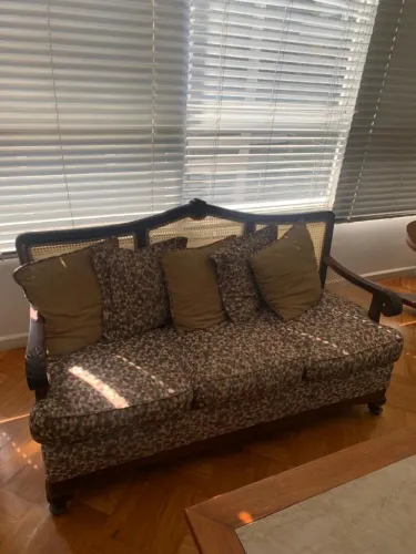 Conjunto sofá e poltronas Jacarandá e palhinha